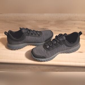 Men's Black and Gray Athletic Shoes